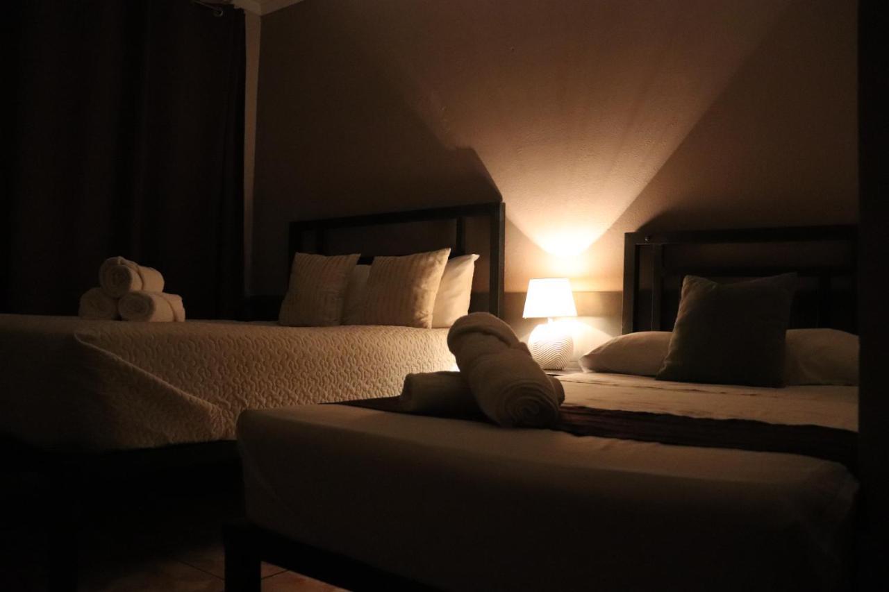 Hotel Casa Aura Cartago Esterno foto