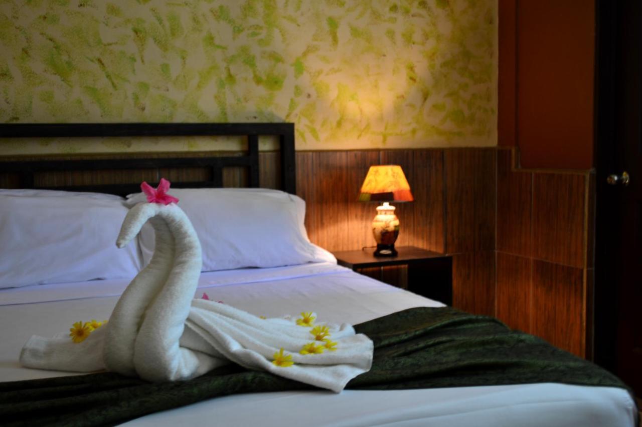 Hotel Casa Aura Cartago Esterno foto
